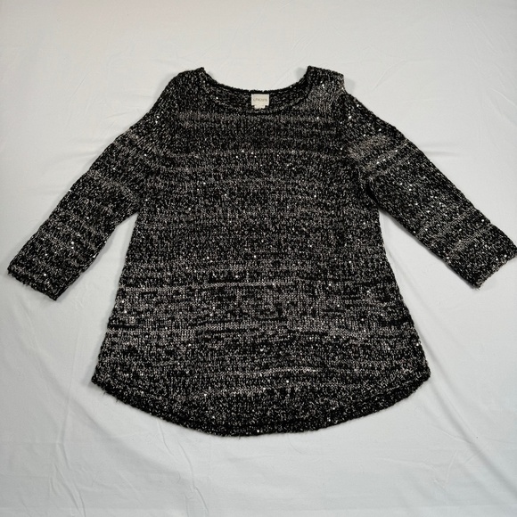 Chico’s Sequin 3/4 Sleeve Knit Sweater Womens 1P Black Gold Cold Shoulder - Picture 1 of 10